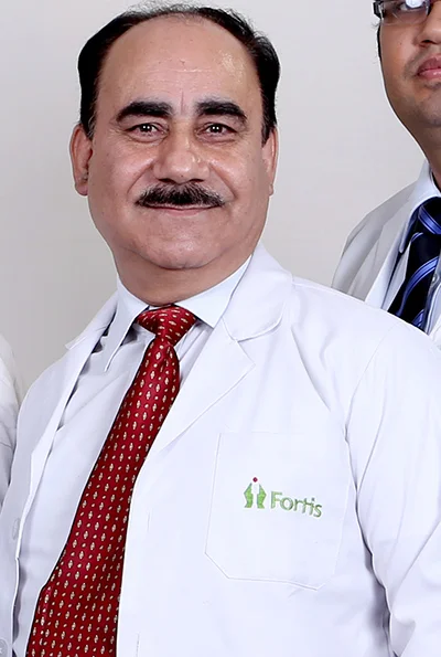 Dr. Surinder Raina - Best Orthopaedics/Orthopedic in Faridabad